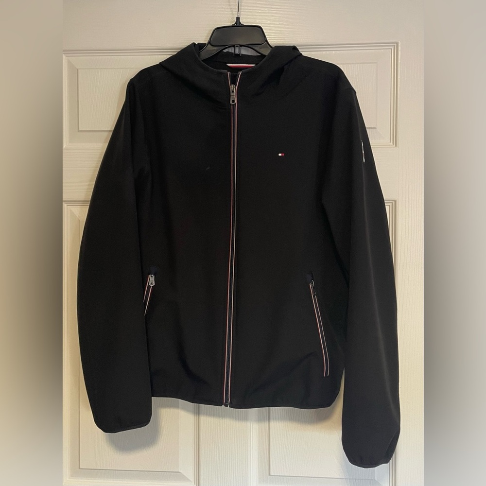 Tommy Hilfiger Black Men’s  Water Resistant Wind Resistant Hooded Jacket Medium